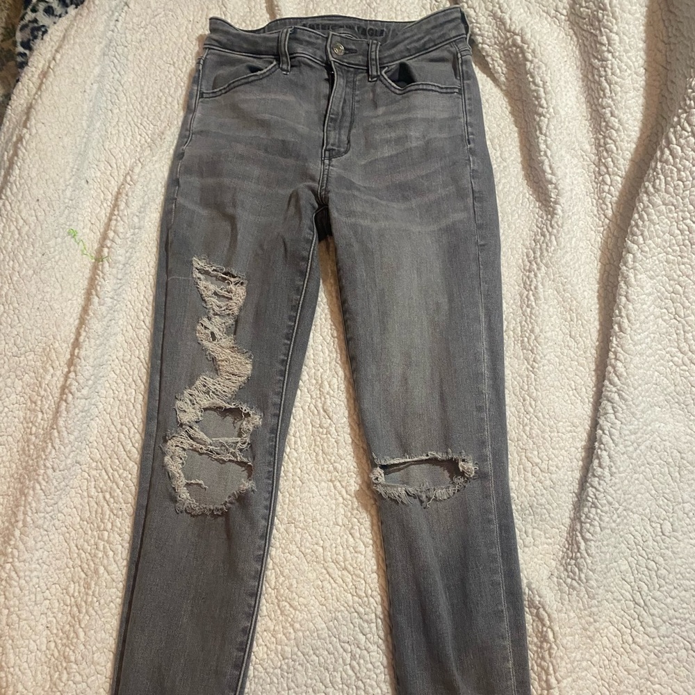 American Eagle ripped jeans size 2 Long